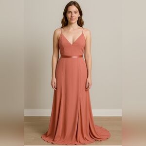 NWT Vera Wang crepe dusty rose halter style maxi gown bridesmaid. size 2